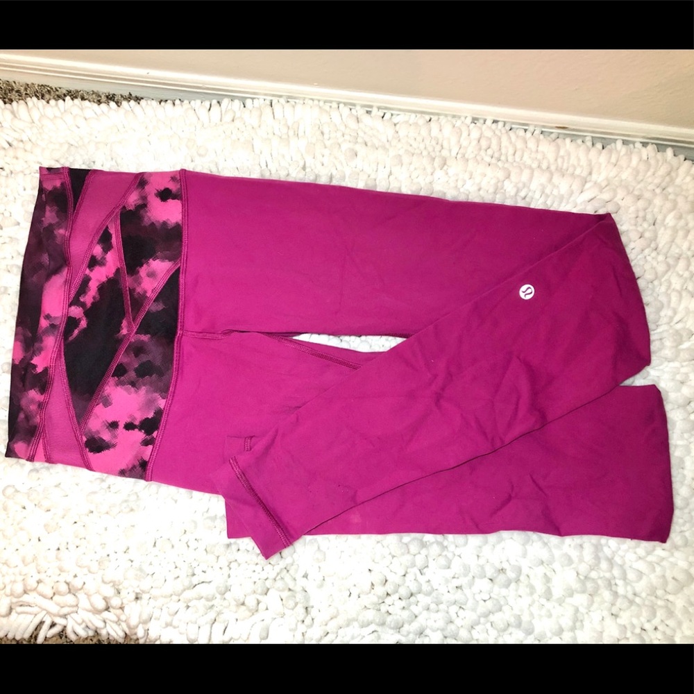 Lululemon  Wunder Under Hot Pink